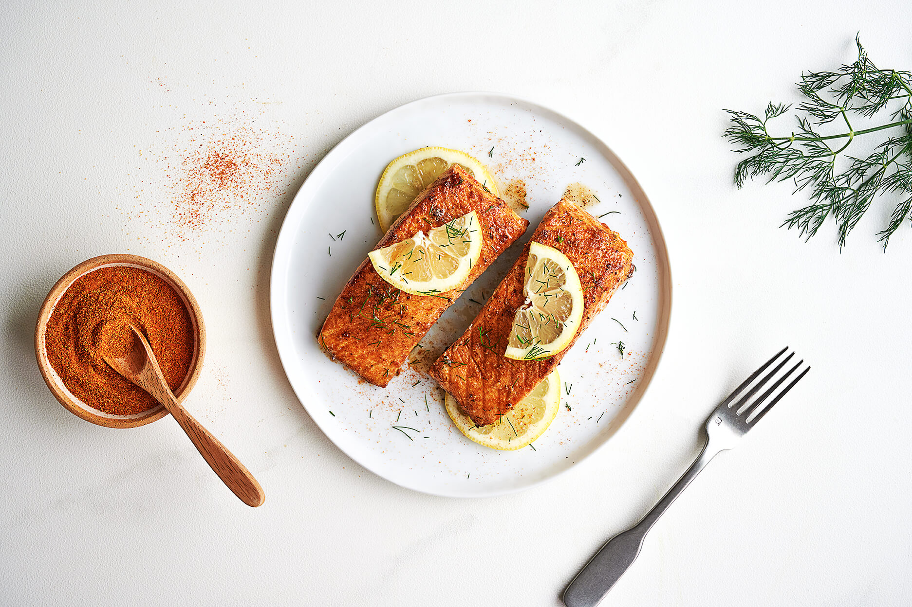 cooked salmon with seasoning
